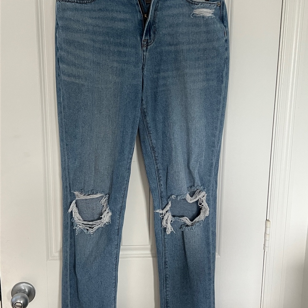 American Eagle Outfitters Blue Straight Leg Mom Jeans